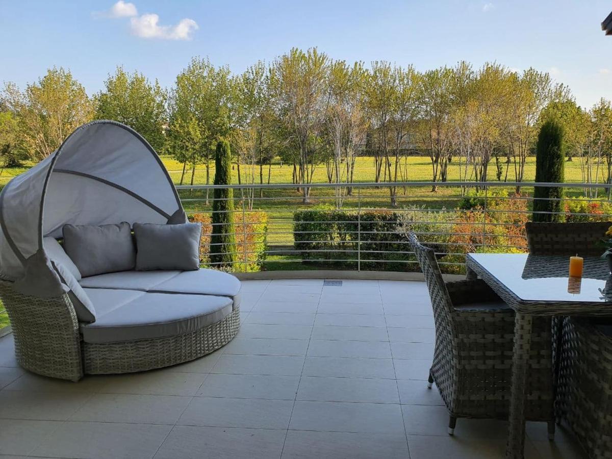Sweet Dream Deluxe Apartment Sirmione Exterior photo