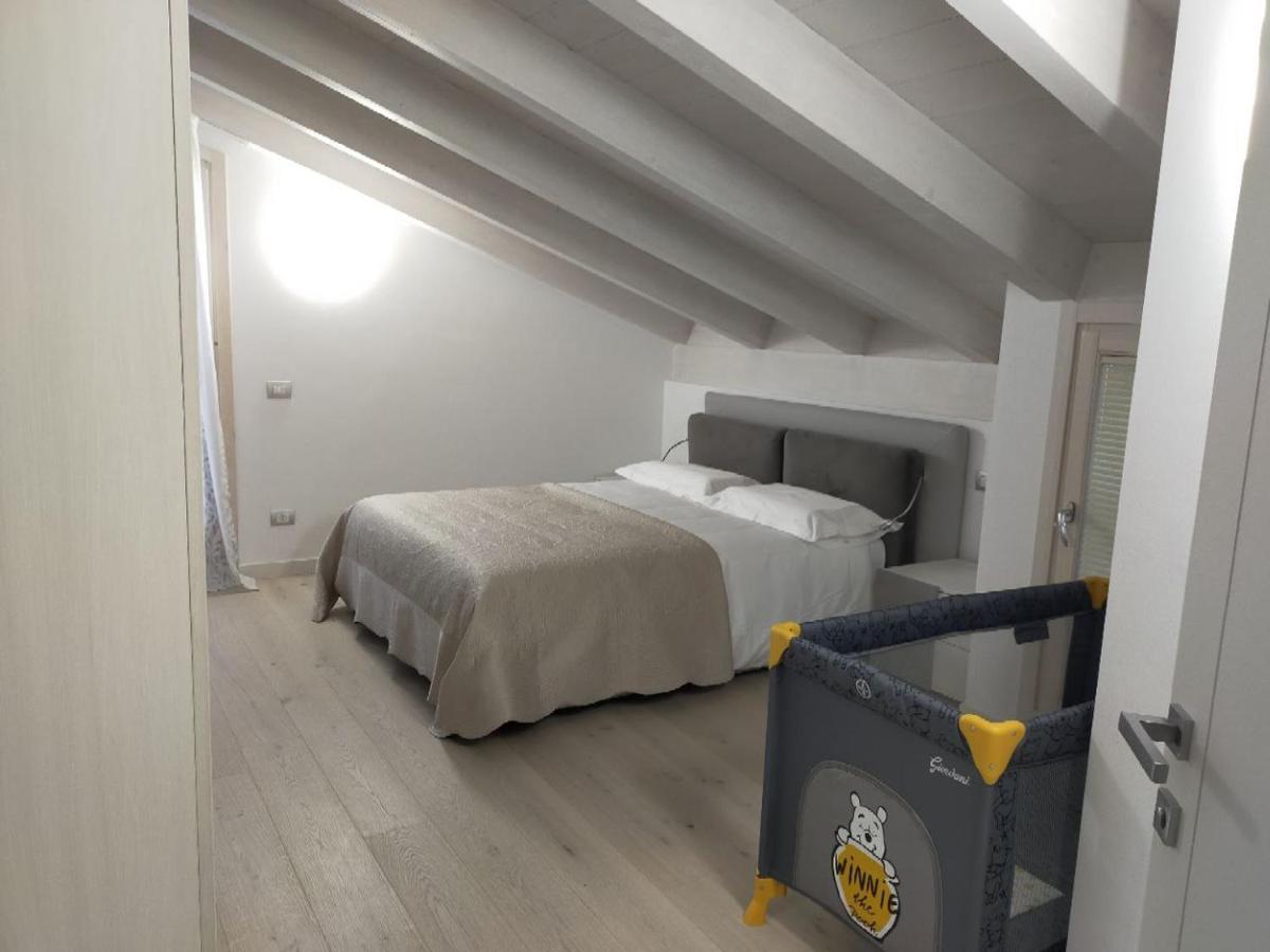 Sweet Dream Deluxe Apartment Sirmione Exterior photo