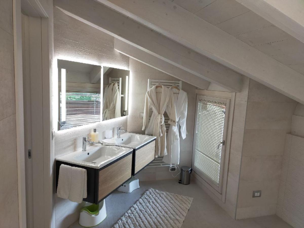 Sweet Dream Deluxe Apartment Sirmione Exterior photo