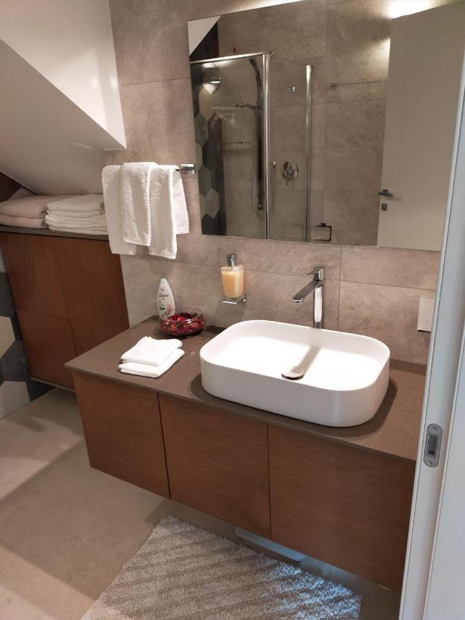 Sweet Dream Deluxe Apartment Sirmione Exterior photo