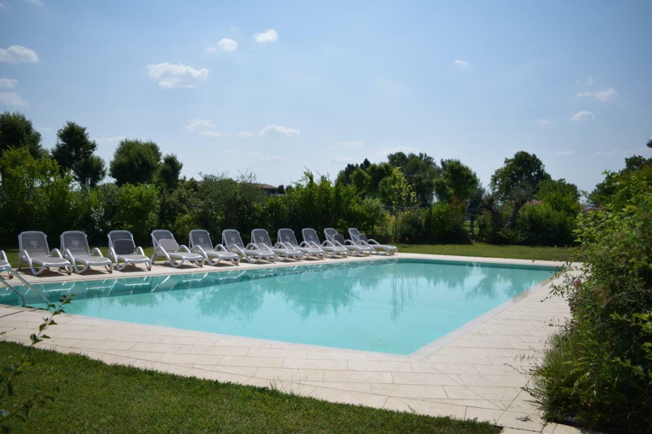 Sweet Dream Deluxe Apartment Sirmione Exterior photo