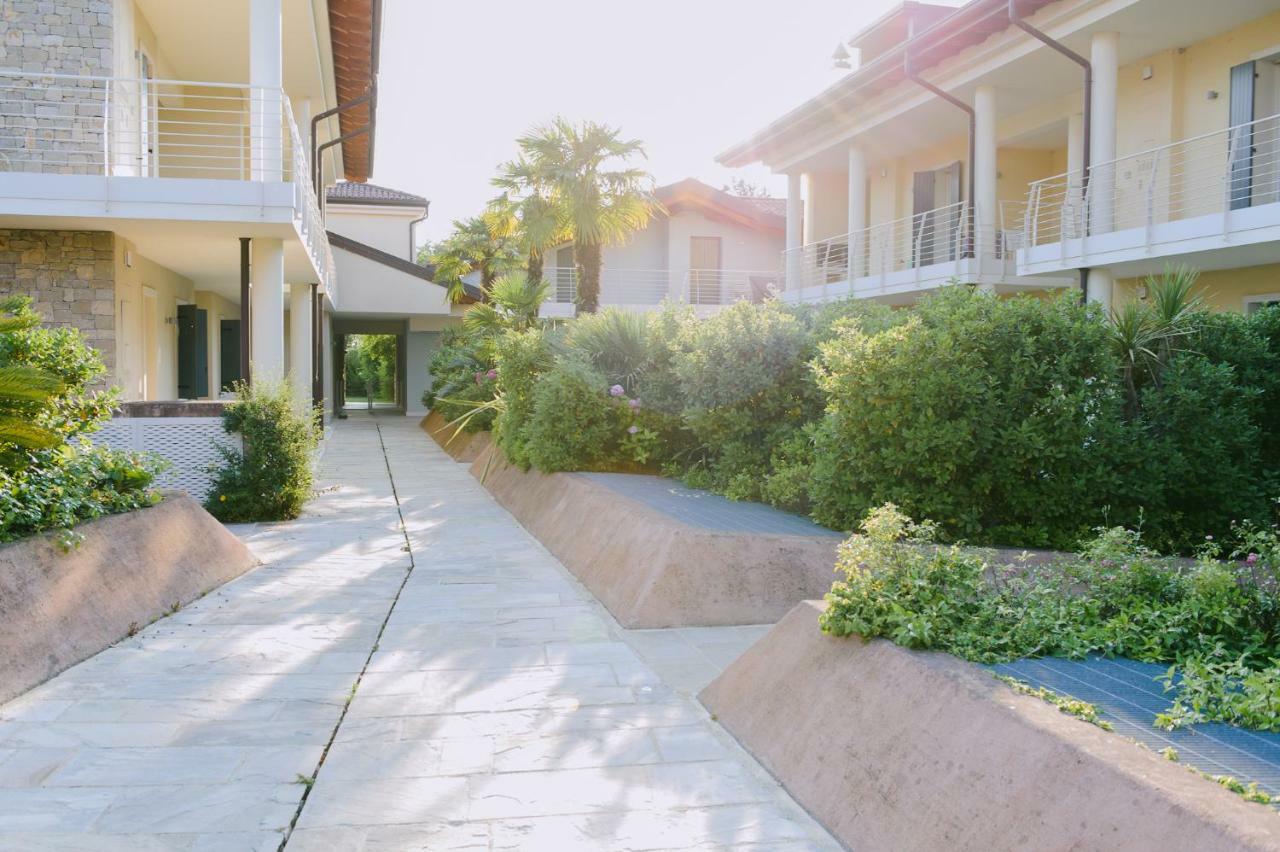 Sweet Dream Deluxe Apartment Sirmione Exterior photo