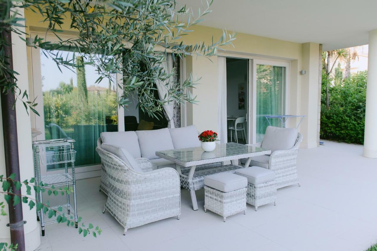Sweet Dream Deluxe Apartment Sirmione Exterior photo