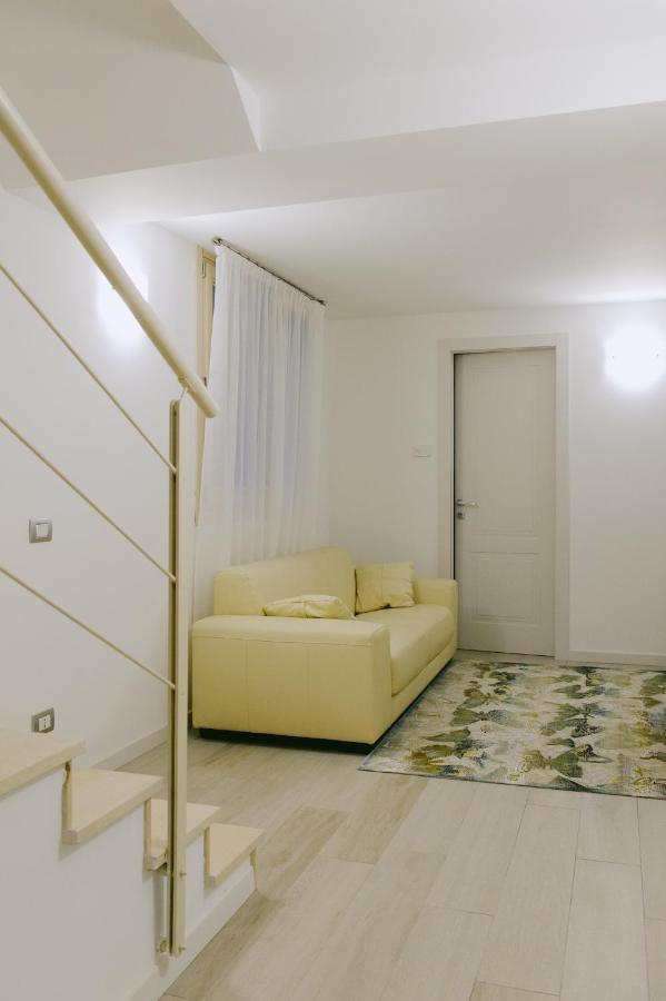 Sweet Dream Deluxe Apartment Sirmione Exterior photo